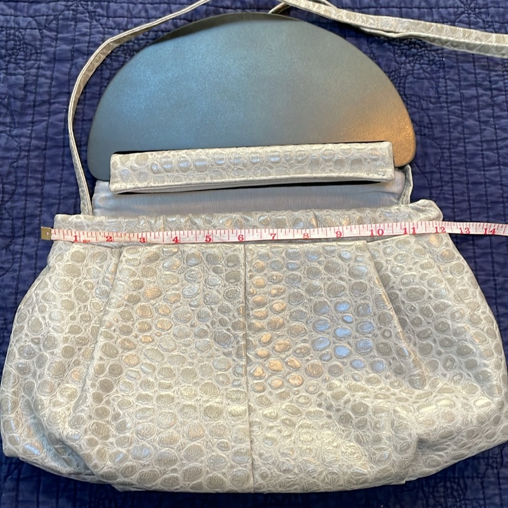 Patricia Smith Moon-Bags Milwaukee “Flapper” Embellished Pebble Textured Handbag - Picture 4 of 12